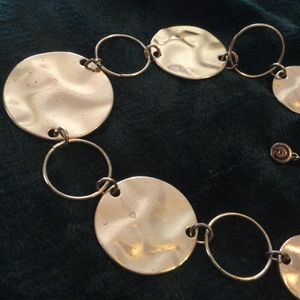Hammered disc necklace